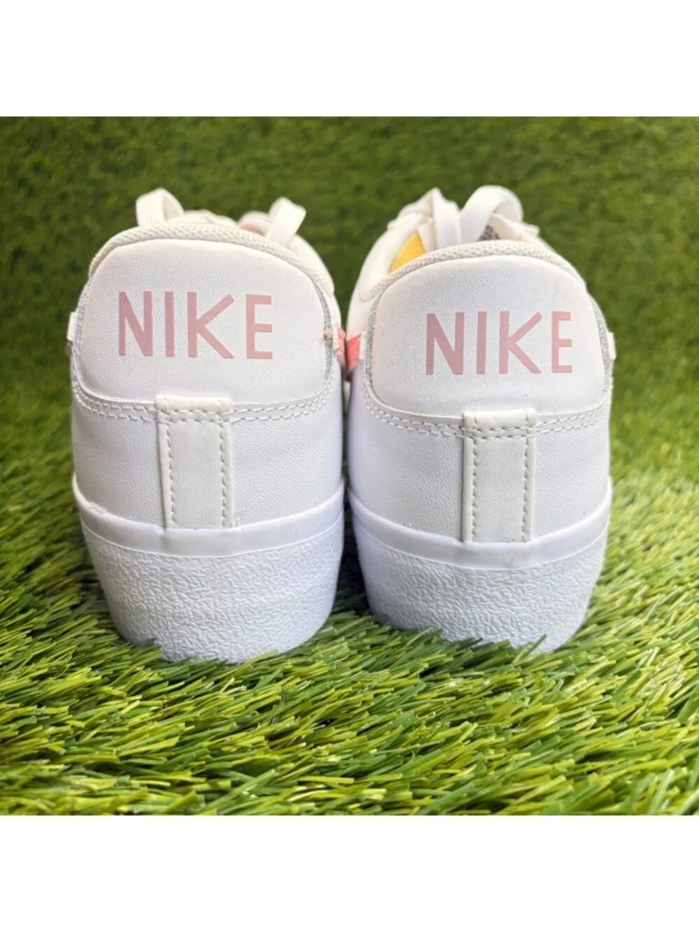 Nike Blazer Low Platform Womens Size 11.5 White Athletic Leather Shoes Sneakers